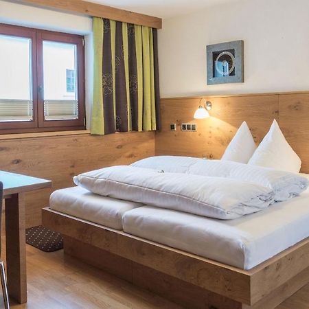 Haus Battisti Hotell St. Anton am Arlberg Eksteriør bilde
