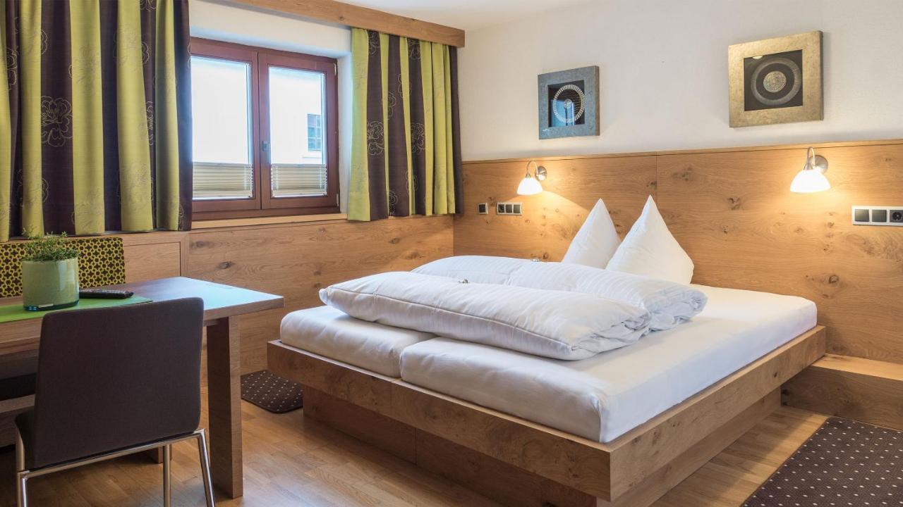 Haus Battisti Hotell St. Anton am Arlberg Eksteriør bilde